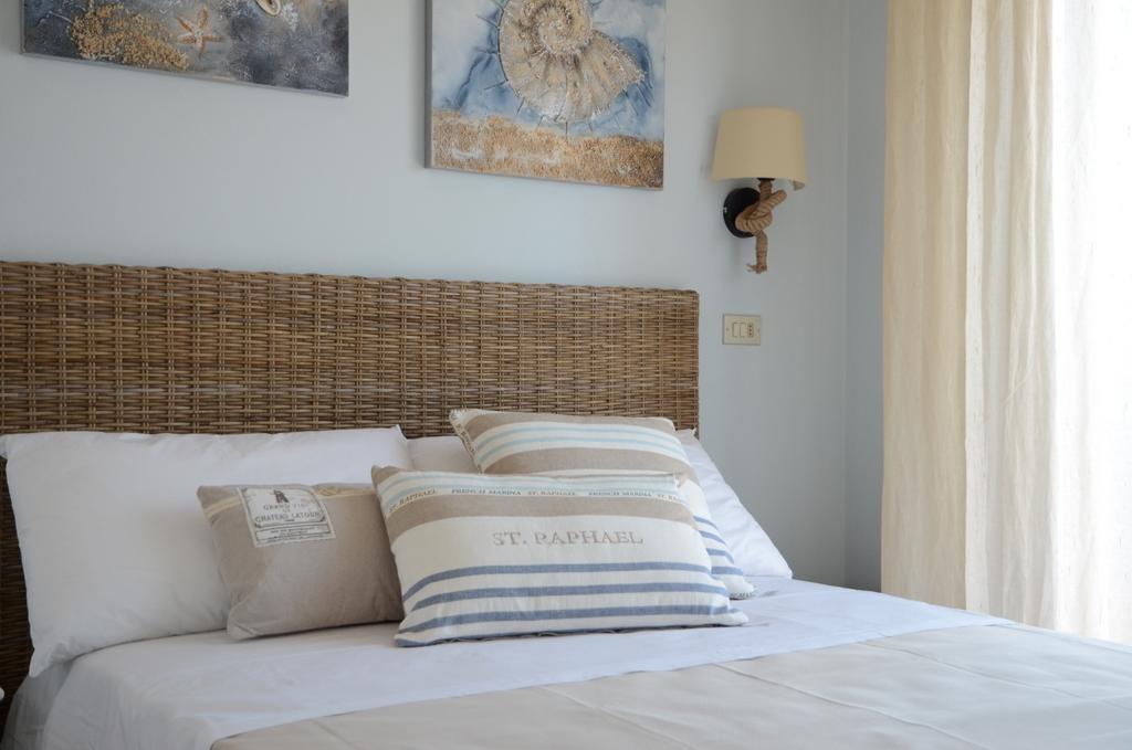Hotel Monique Cervia Buitenkant foto
